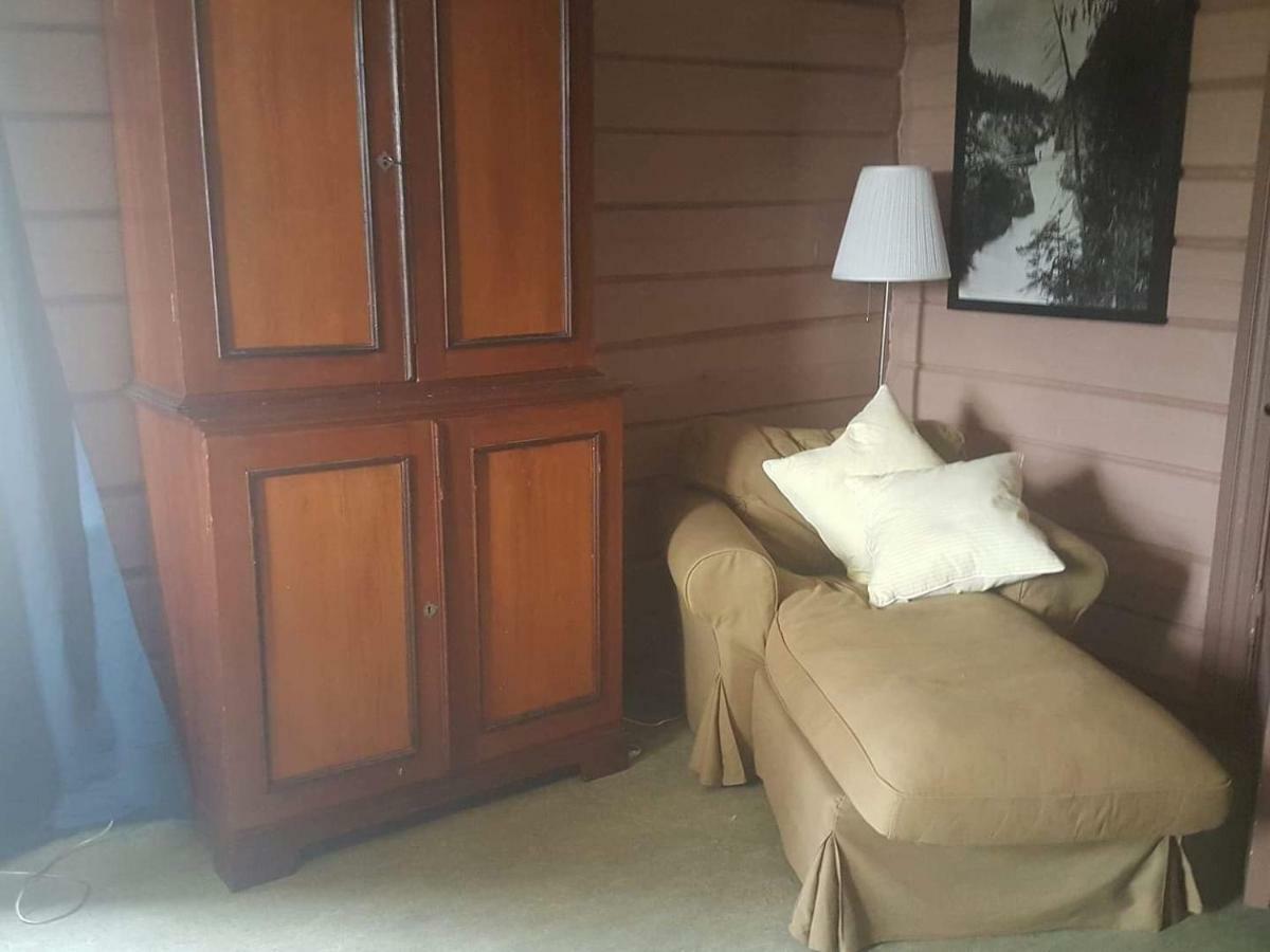 Vrangfoss Slusevokterbolig Hotel Funnemark Bagian luar foto